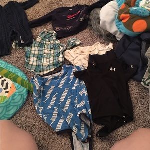 Tons of brand name baby cloths 0 to 12 months